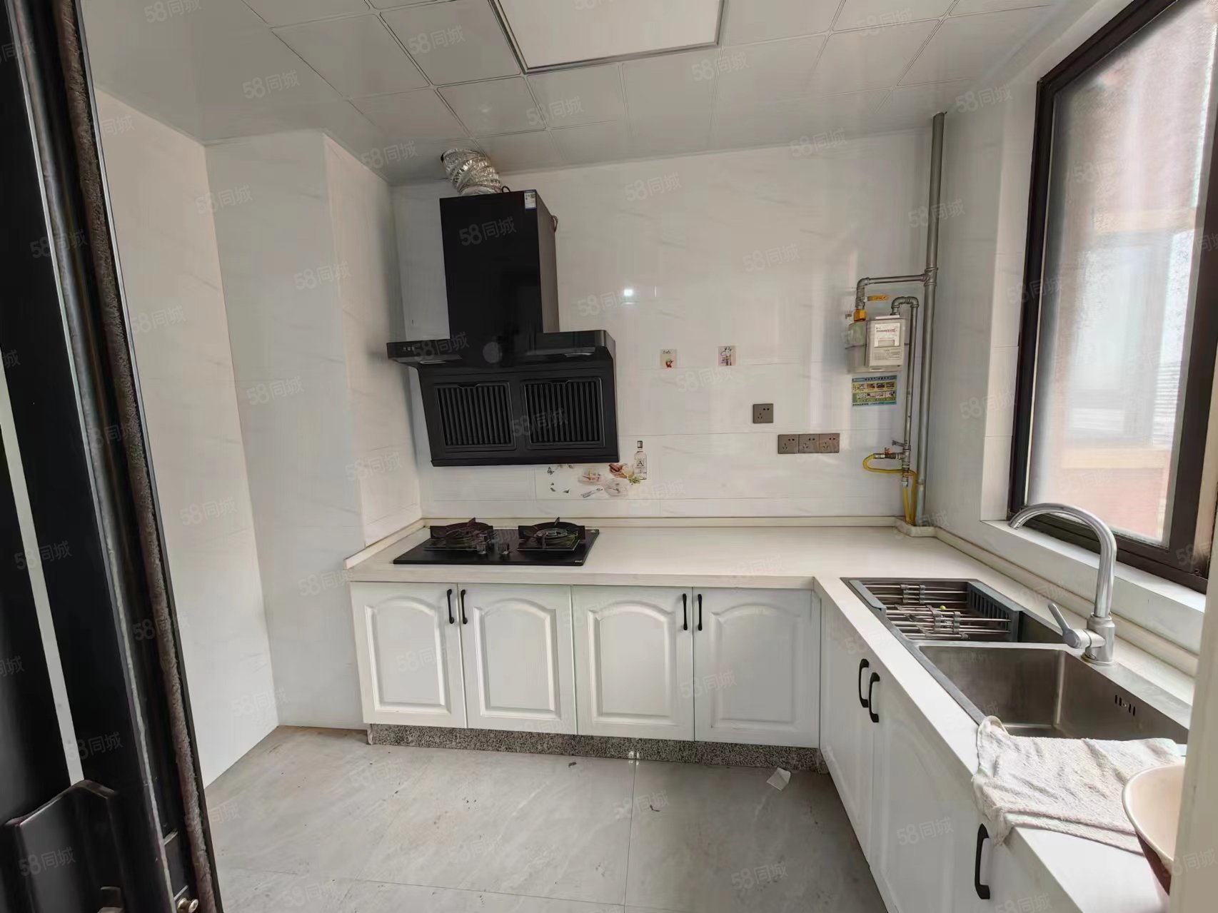 中铁诺德逸都4室2厅2卫126.7㎡南北73万