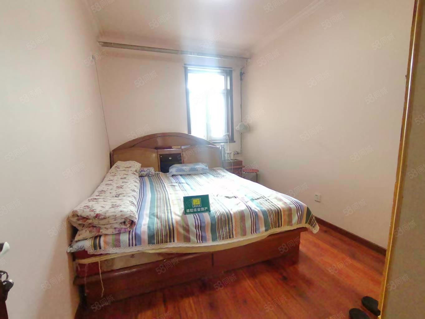 溫泉西里3室2廳1衛(wèi)91.73㎡南北140萬