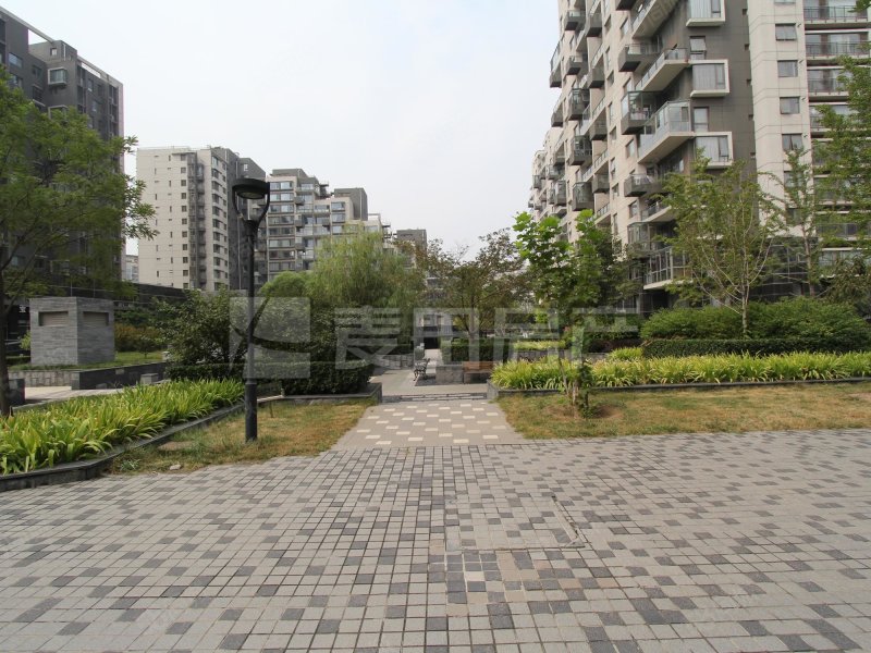 寶星華庭4室2廳3衛(wèi)203.78㎡南北1198萬