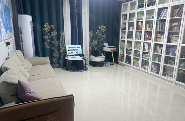 东昌东外国语第三实验，一梯一户三叶草户型，带车位，价格可谈