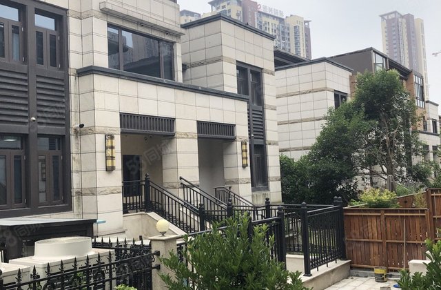 0㎡南地下(共4层) 常发御龙山(别墅)         