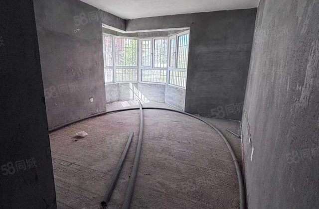 建业嘉园4室2厅128.08㎡74.6万二手房图片