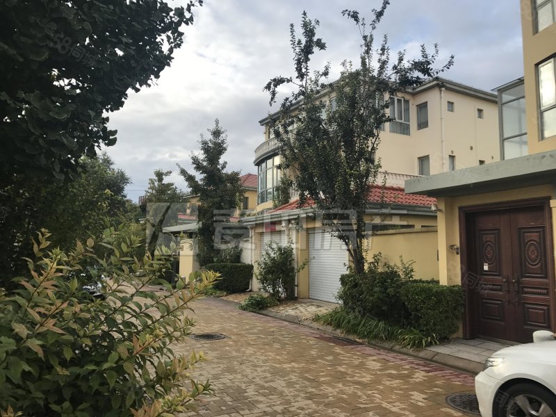 雪梨澳鄉(xiāng)(別墅)6室2廳4衛(wèi)638.28㎡南北3800萬