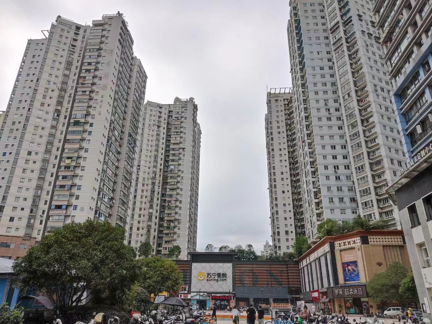 全新豪华装修3朝南边套4房2厅拎包住银泰世贸旁,联合广场-温州58同城