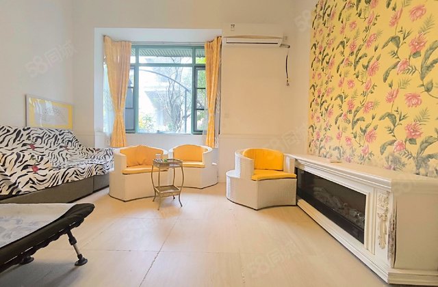 青城白鹭洲(别墅)3室2厅136.78㎡120万二手房图片