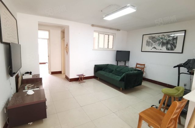 金鼎 五星百货老东昌附近 地暖三室免大税随时看房