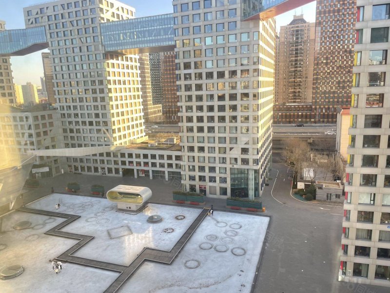 當(dāng)代MOMA1室1廳1衛(wèi)89㎡南1050萬