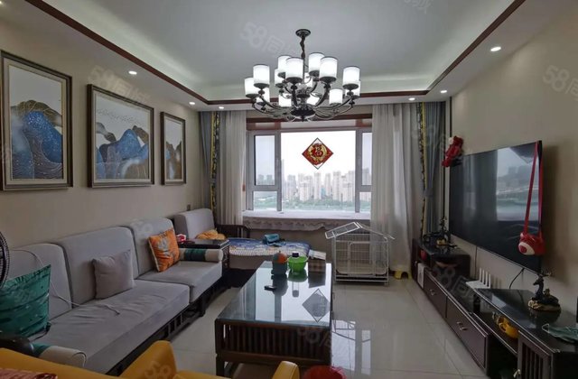 当代国际 小区新 带电梯 双卫生间 小三房 医疗配套成熟