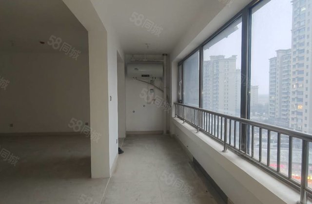 急急急新一中新房未住外国语    润景苑中层带车位地下室