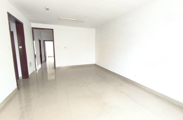 东昌本部 水城华府 中华御苑127平三室两卫 127万