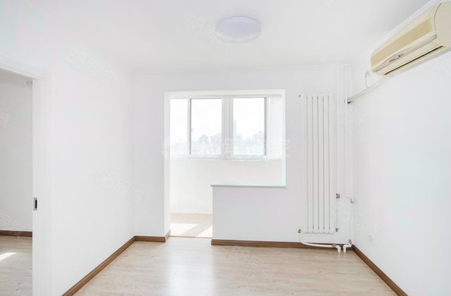 芳城园(二区)1室1厅57㎡366万二手房图片