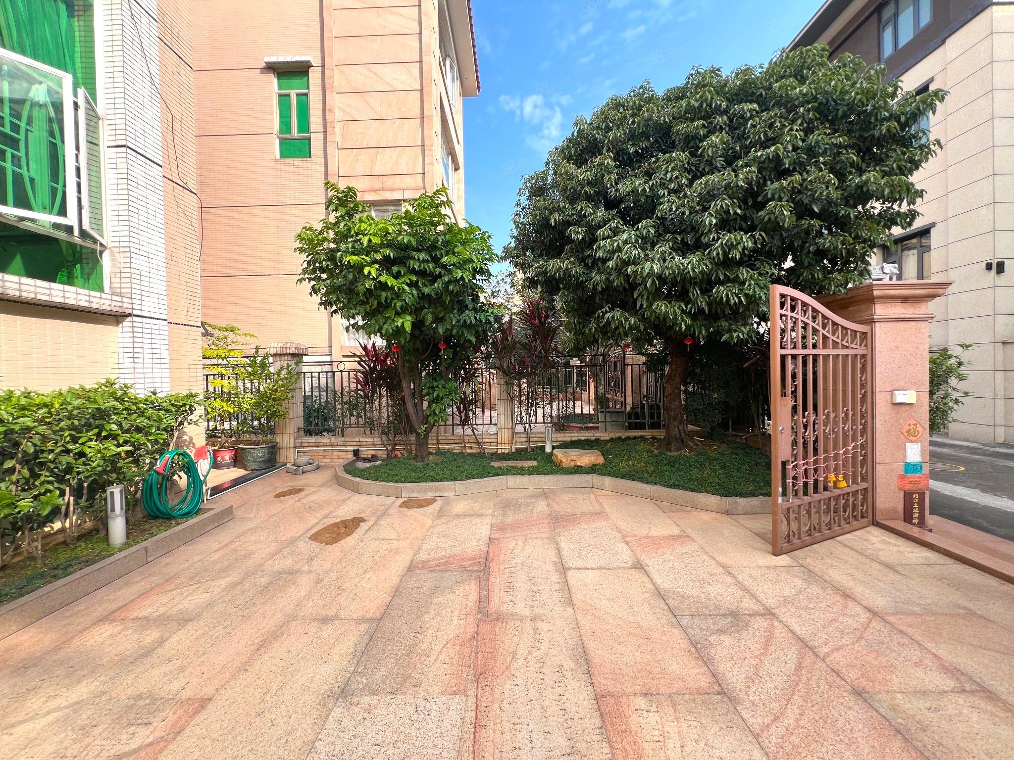 东乐花园少有三边路,大花园鱼池,车位6个以 ,诚意出,东乐花园-佛山58