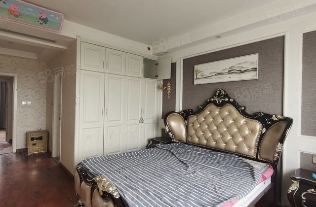 民生凤凰城6号院 产权清晰 楼龄新 有电梯 双卫生间