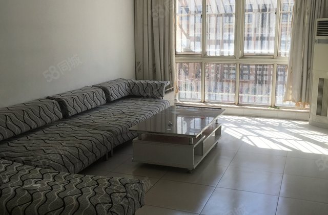 二楼，东昌中学分校对面 商品房免大税 价格可议 房东直卖