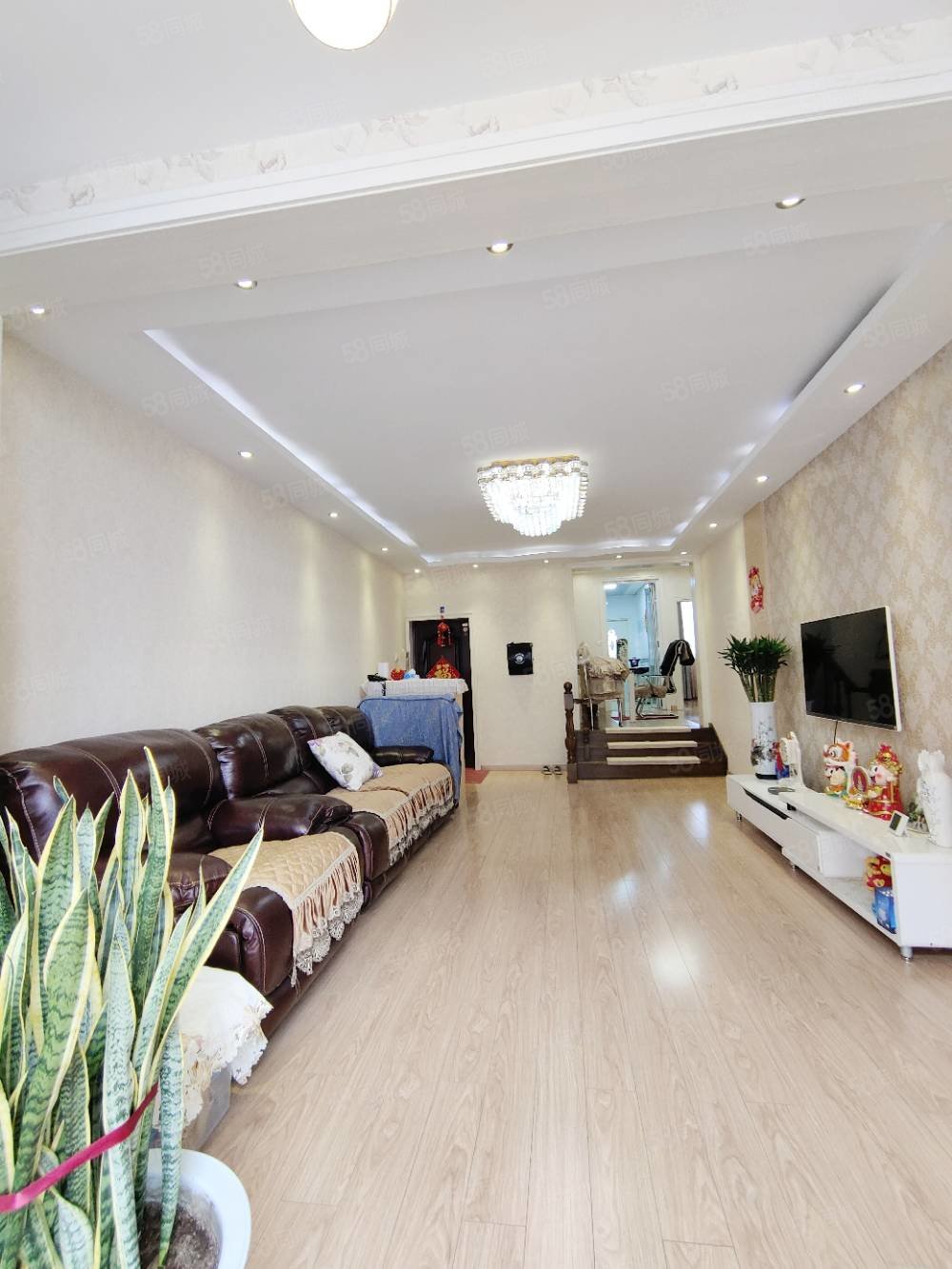 新天地小区2室2厅1卫124㎡南北73.8万