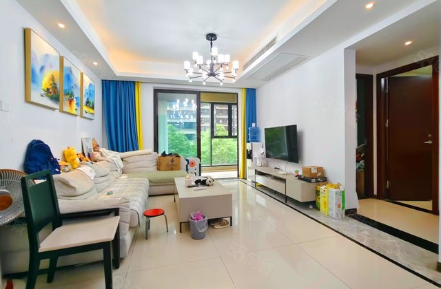 蓝光长岛国际三期3室2厅114.41㎡139万二手房图片