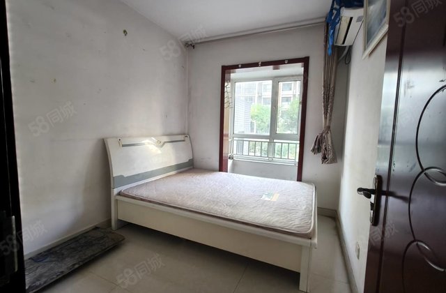 西湖馨苑 商品住宅 带电梯 医疗配套成熟 小区绿化高 装修好