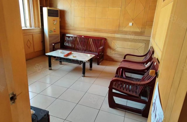 文轩 外国语 水木清华 龙湾 柳园办事处家属院 中间楼层