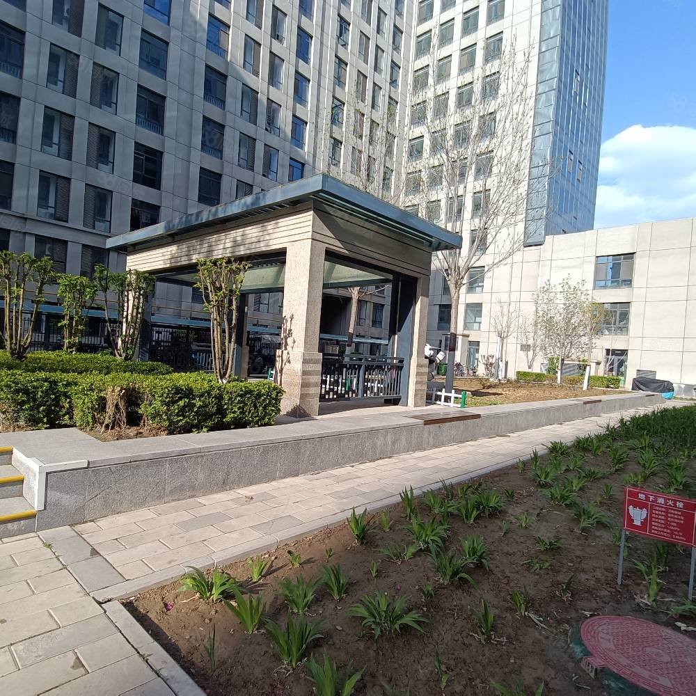 万和奥城1室1厅1卫56㎡南29.8万