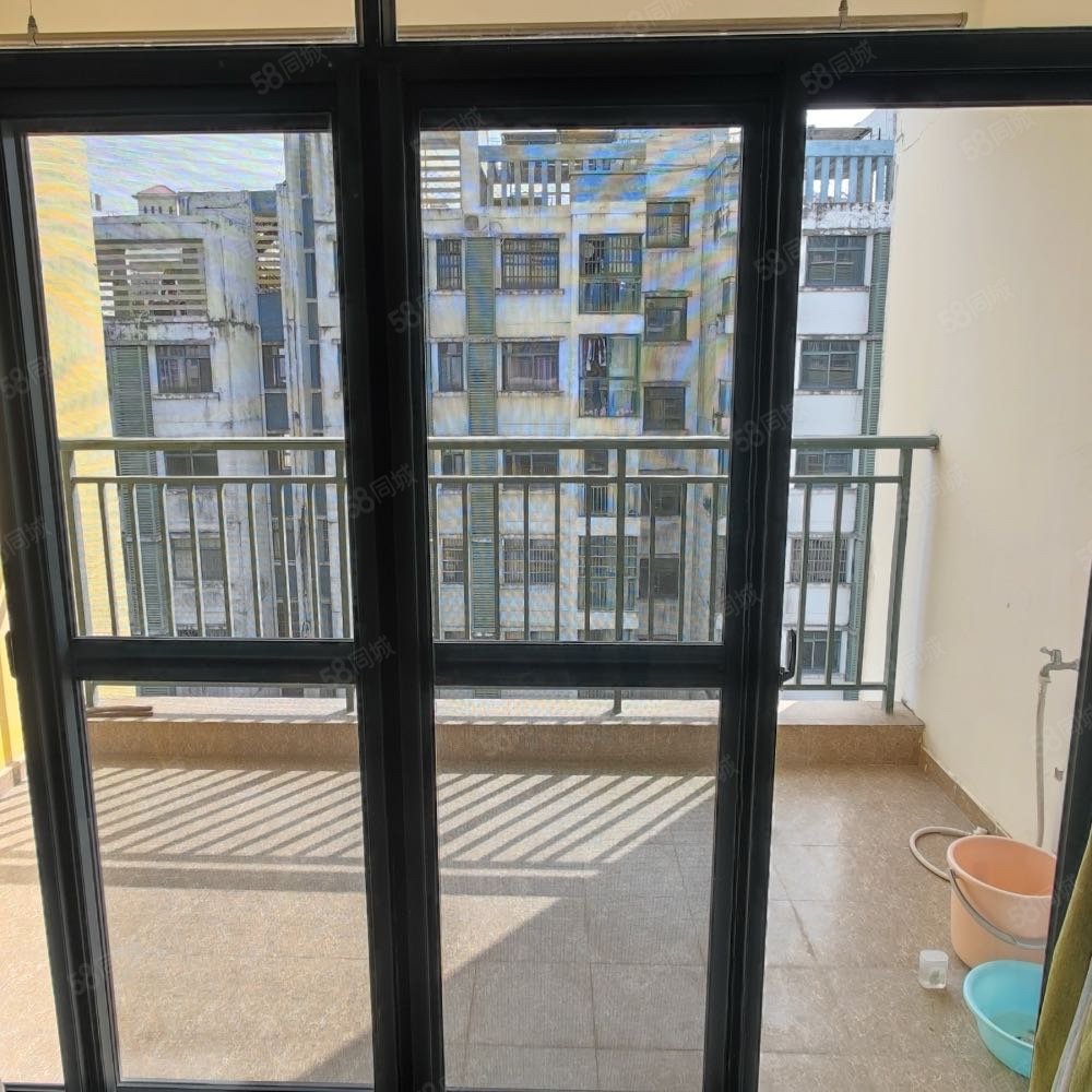 伟业氧立方2室2厅1卫81.88㎡南42万