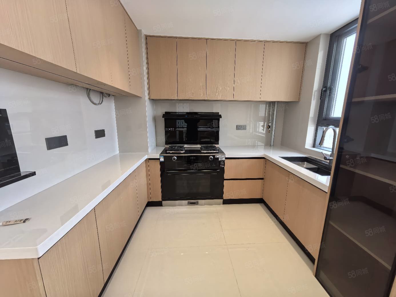 碧桂园凤熹台3室2厅2卫117㎡南北73万