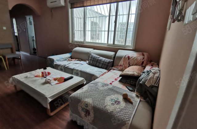 商圈成熟 出门就是东昌湖边  实验 润路文轩送车储 免大税