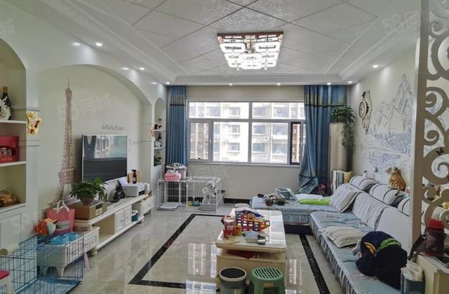 孟达A3区精装大三室，中间楼层，147平，带车位