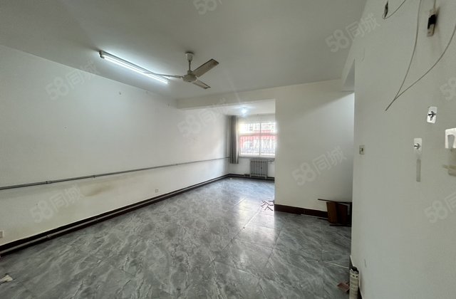 转盘附近 东昌东 西苑小区低楼层 房东诚意出