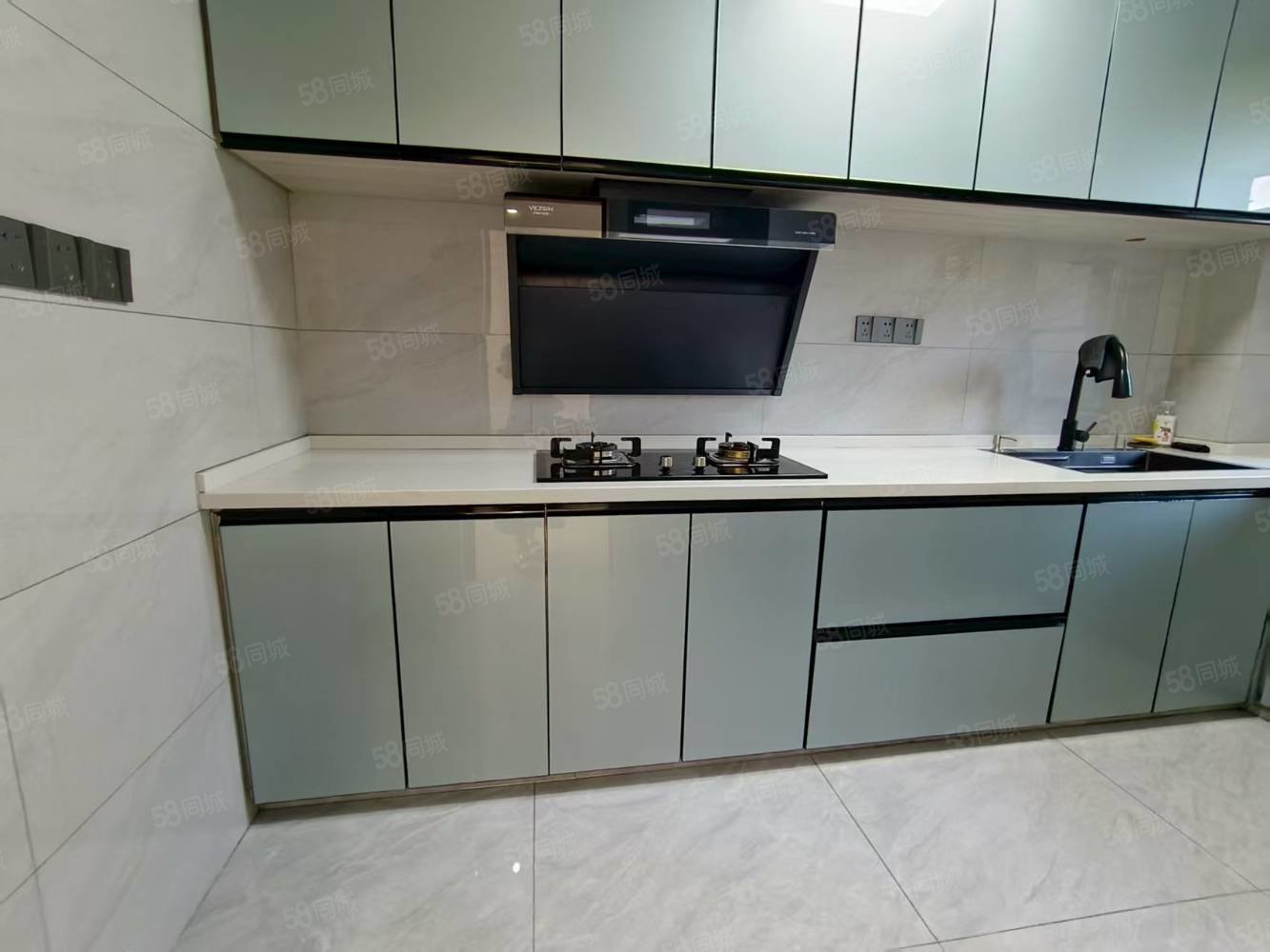 招商兰溪谷4室2厅2卫130㎡南北108万