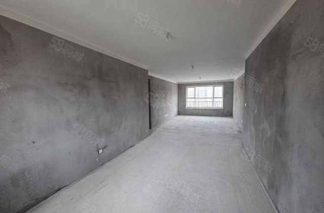 丝路花园4室2厅192㎡74.8万二手房图片