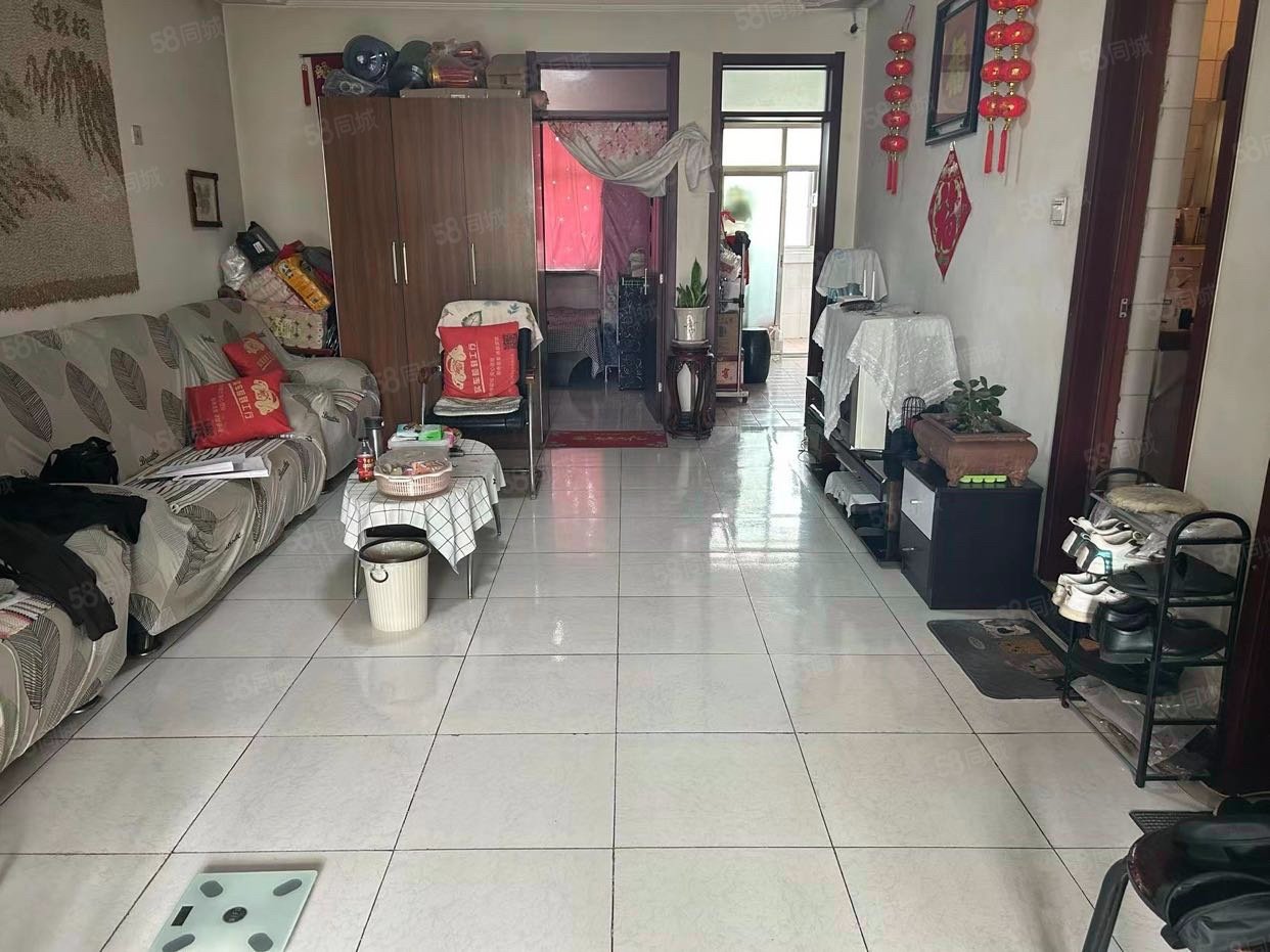 銀河小區(qū)2室1廳1衛(wèi)81.79㎡南38萬(wàn)