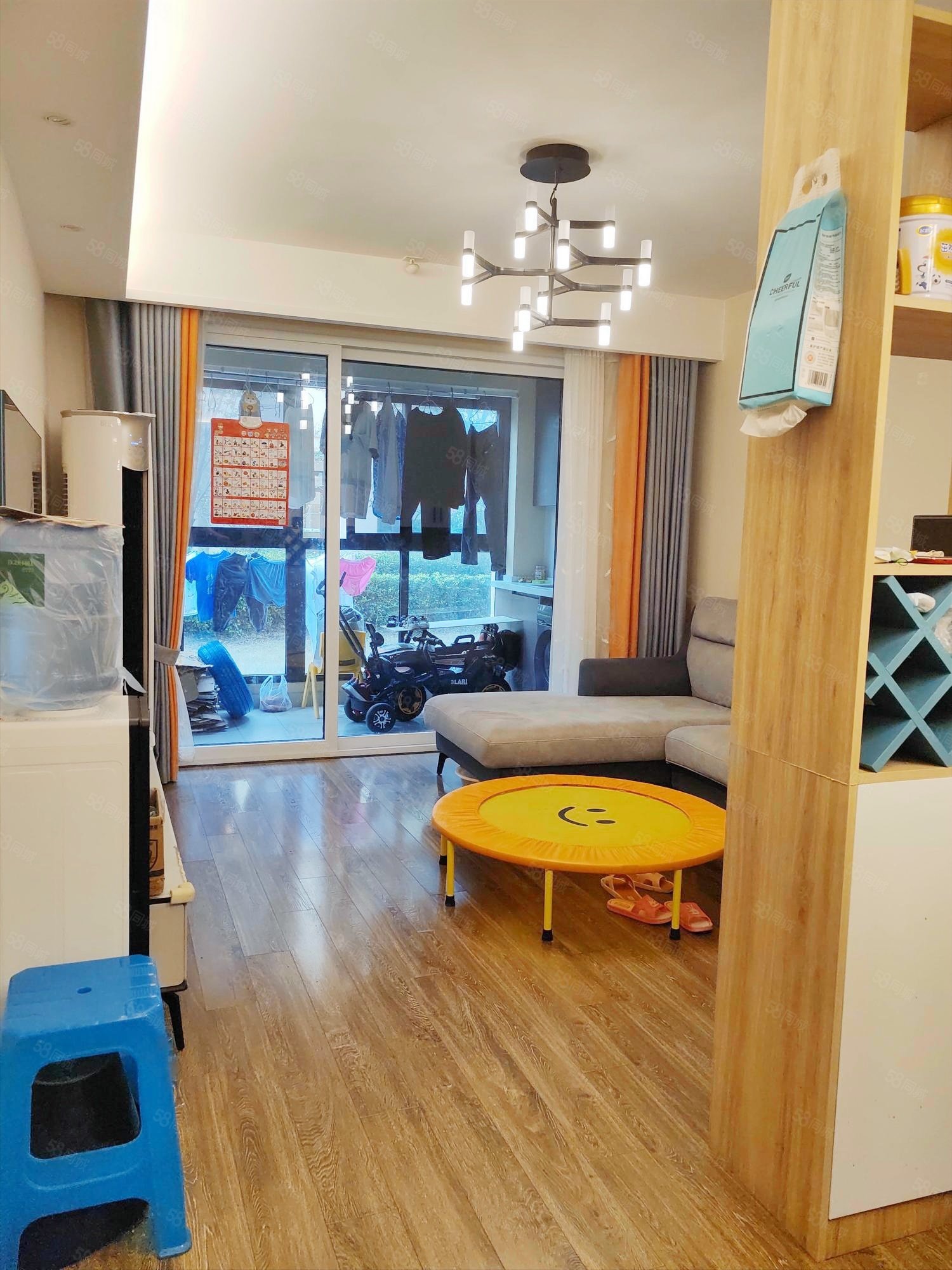 万科精装花园洋房急售,3房1卫,一体两户,南北通透