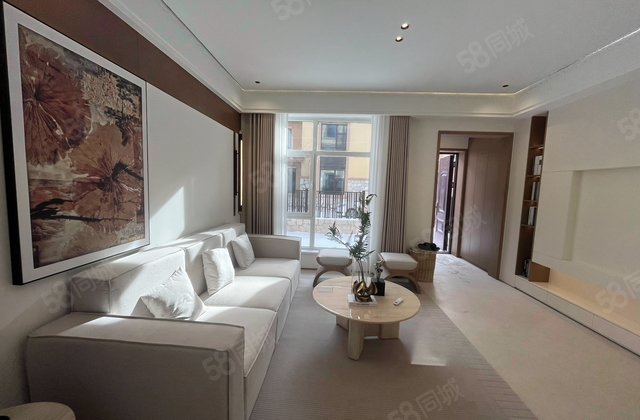 西京都高尔夫别墅4室2厅237㎡106.6万二手房图片