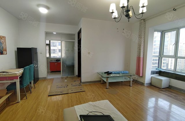 当代国际 东昌丽都 三室东边户 带车位 免大税 看房方便！