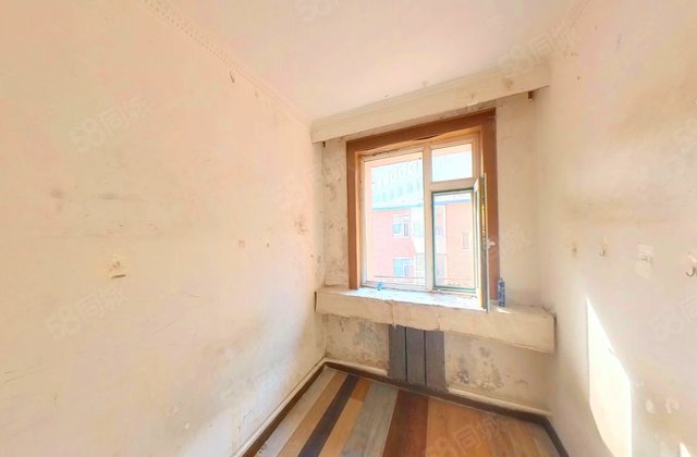 工农大路28号小区3室1厅71㎡45.8万二手房图片