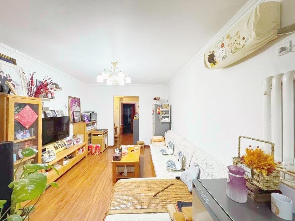 悅秀園2室1廳1衛(wèi)73.73㎡南北298萬