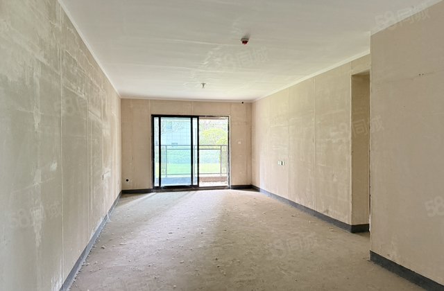 蓝光钰泷府4室2厅142㎡108万二手房图片