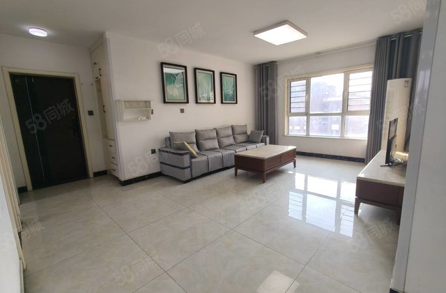 水岸花语电梯好楼层精装带车位    位婚房