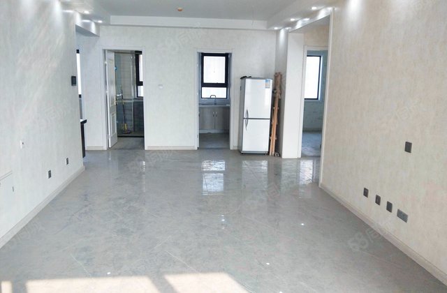 荣民天玺3室2厅117.12㎡165万二手房图片