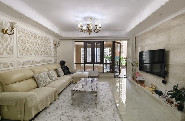 南湖国际社区(南区)3室2厅129.66㎡140万二手房图片