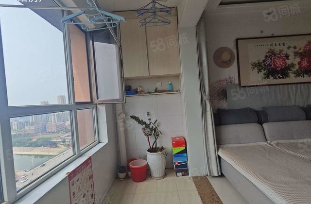 尚东新城邦南区 小三居 高楼层视野好 商品住宅 低密度社区