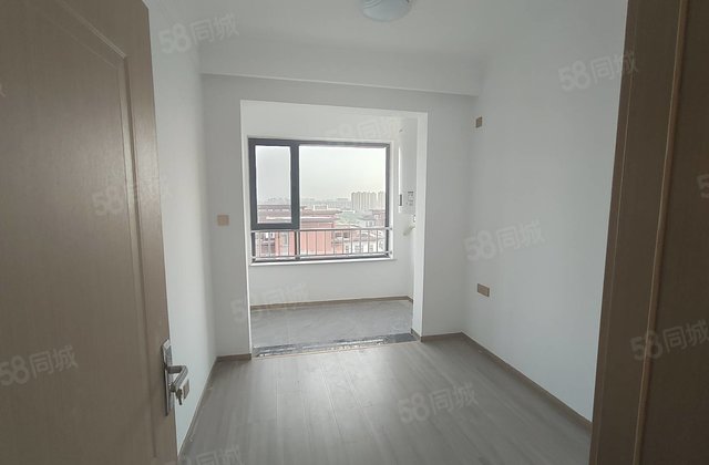 55万 急售 2024年新房 泰和园 3室  新房未住