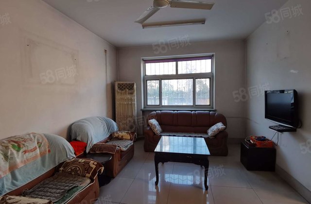 开发区 东昌   实验 孝心一楼 单位房东边户三室 免大税