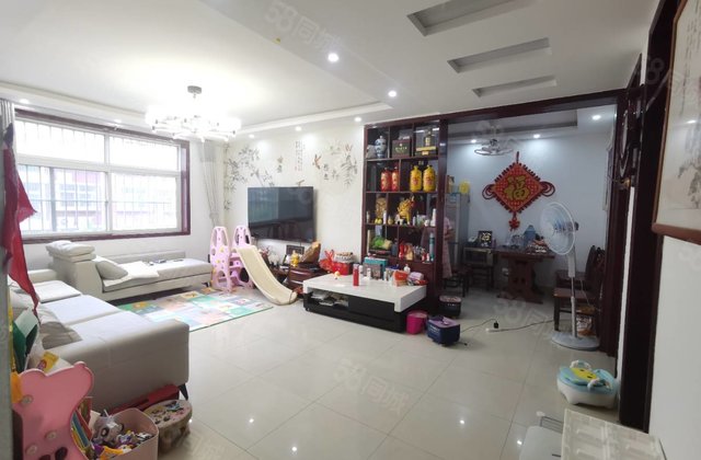 万达 汽车站附近 桐凤家园 三室朝阳双卫 带储藏室 免大税