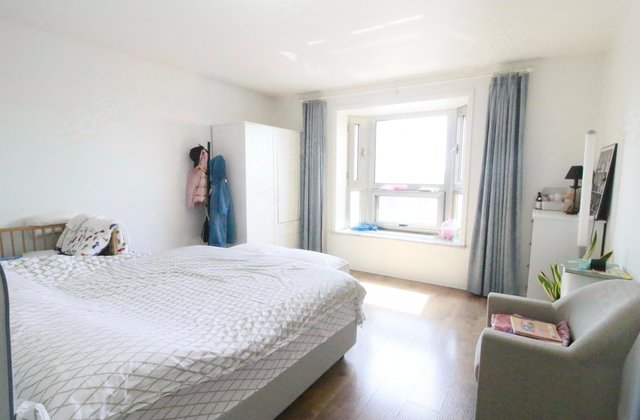 万豪国际公寓3室2厅189.65㎡999万二手房图片