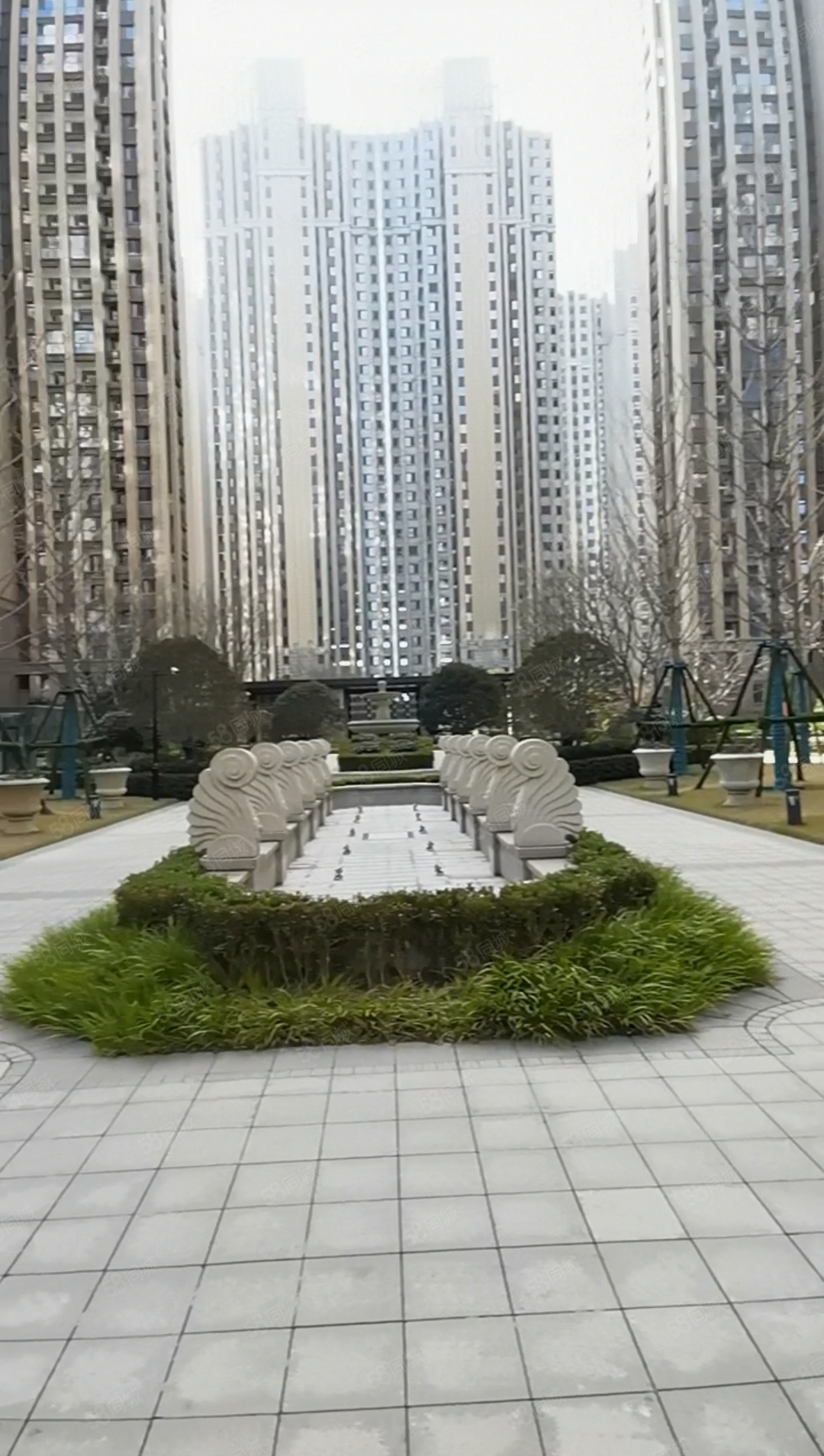 建业贰号城邦3室2厅2卫125㎡南北96万