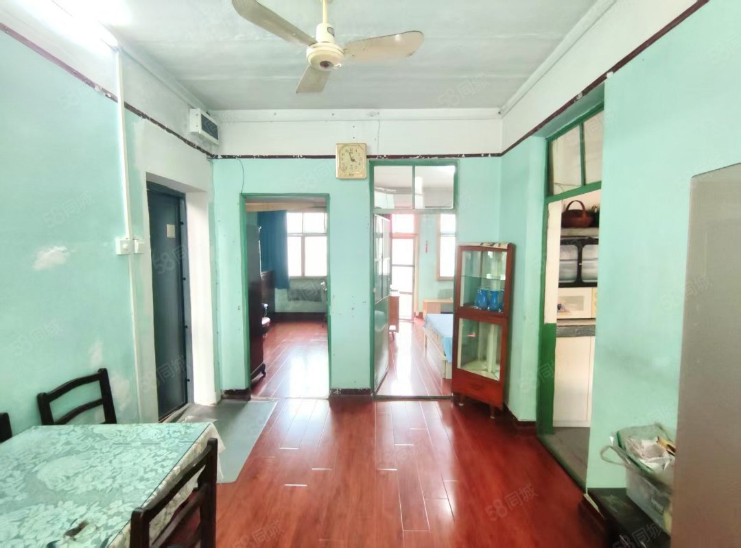 沿河小区2室2厅1卫70㎡南北25万