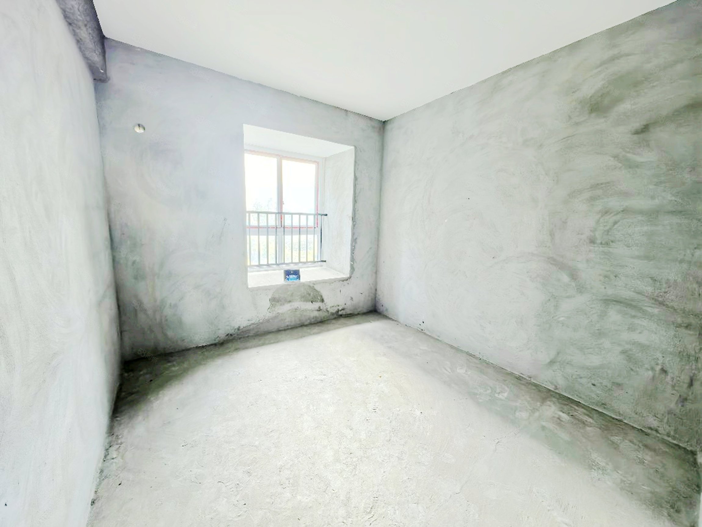 常隆花园3室2厅1卫101㎡南北46.8万