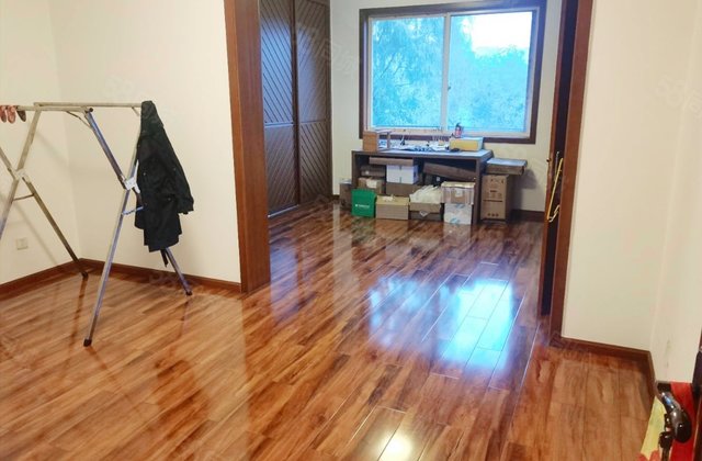 新南村3室2厅94.4㎡145万二手房图片