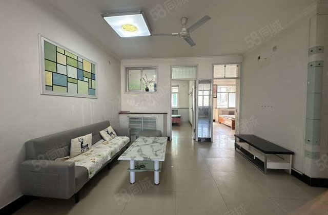 车站附近 东昌分校家属院 三室中间楼层 免大税